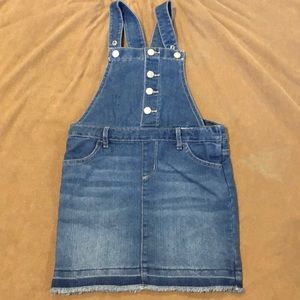 Toddler girls skirtall denim overall. NWT! Size 5T